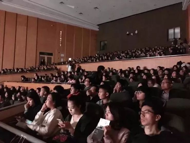 【报道】559966宝马娱乐游戏艺术家孙鹏杰《琴书》主题音乐会深圳演出获得巨大成功！